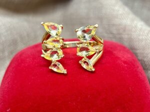 Anel Com Zircônias Amarelas em Gota, Banhado a Ouro 18k