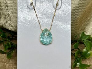 Colar Gota de Zircônia Azul Claro Banhado a Ouro 18k