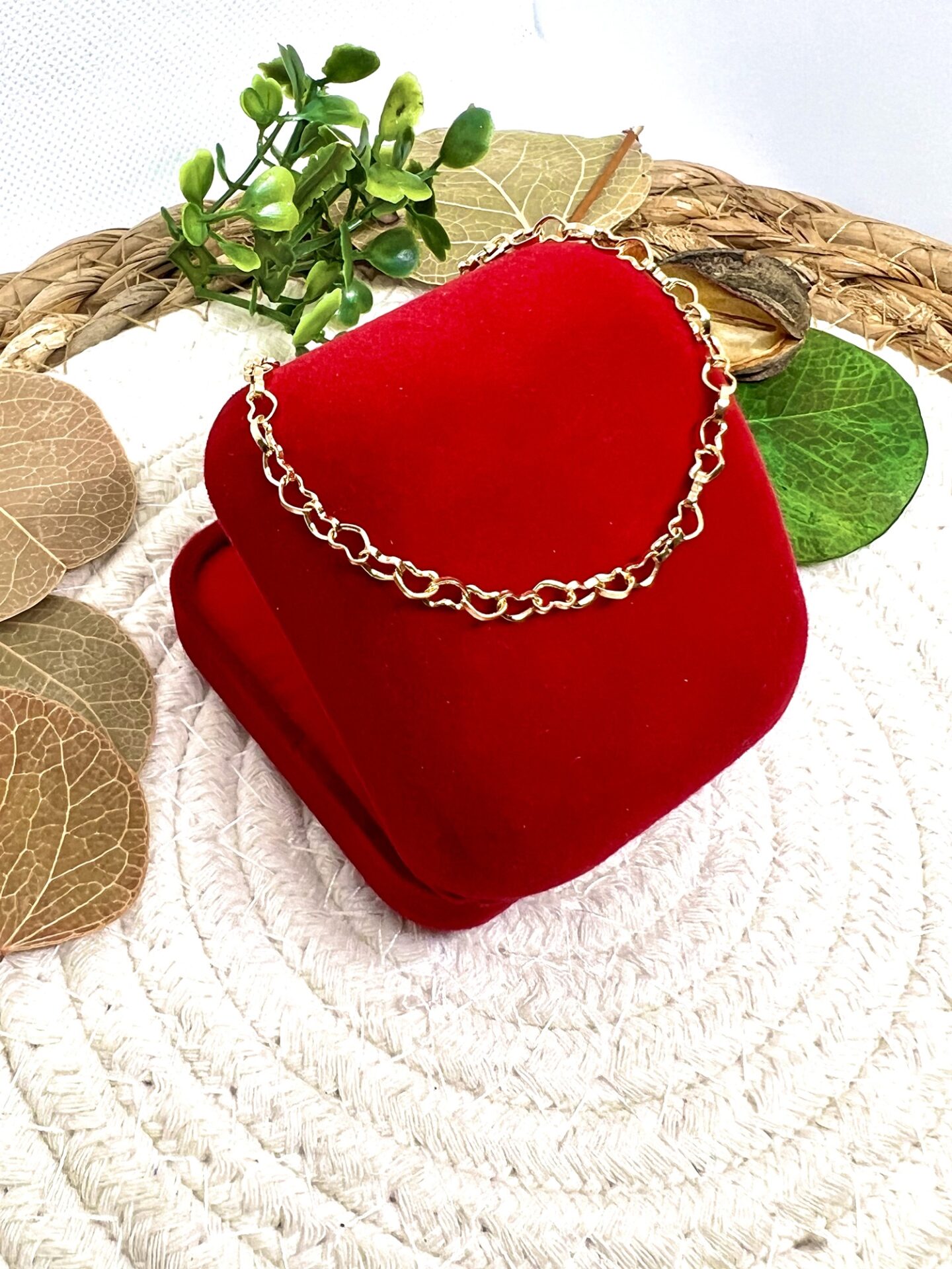 Pulseira Elos de Coração Banhada a Ouro 18k