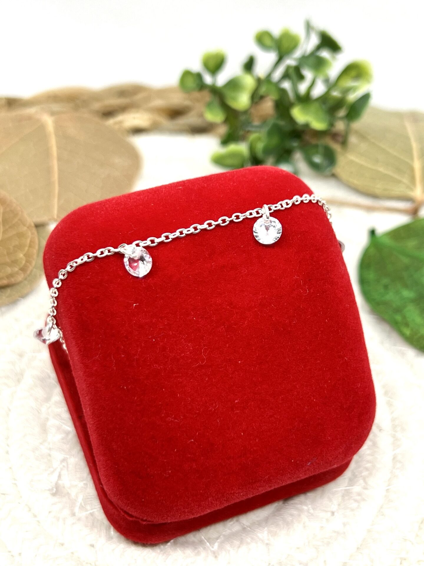 Pulseira com Pingentes de Zircônias Banho de Prata 925