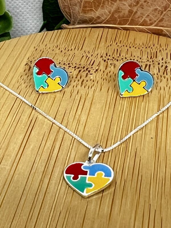 Conjunto Colar + Brinco + Pingente Inspiração Autismo | Prata 925