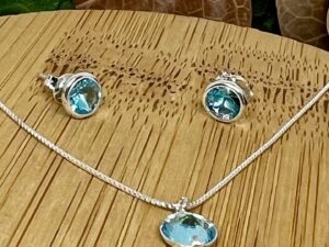Conjunto Colar + Pingente + Brinco Ponto de luz Azul Prata 925