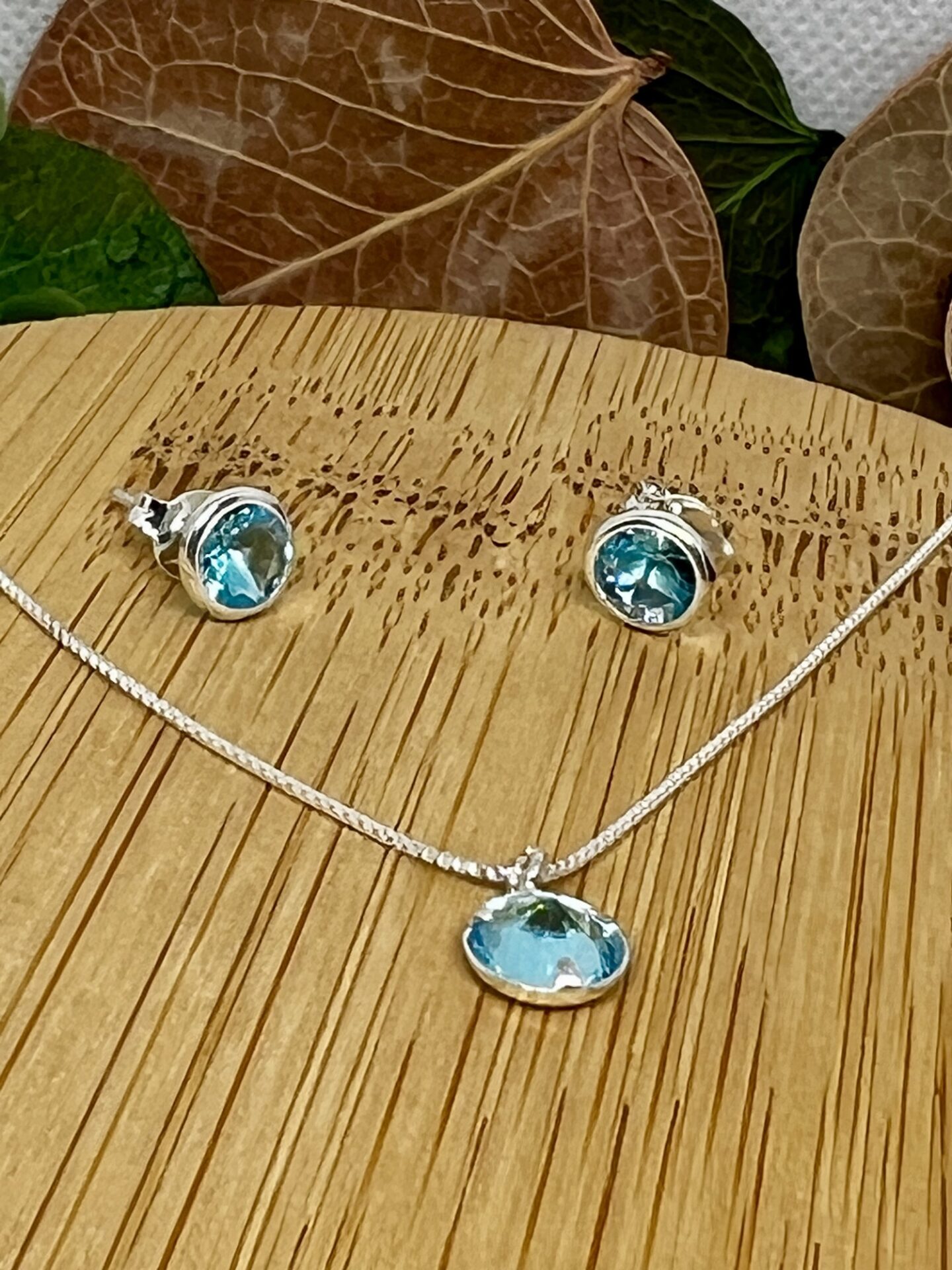 Conjunto Colar + Pingente + Brinco Ponto de luz Azul Prata 925