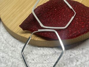 Brinco Argola Hexagonal em Prata 925