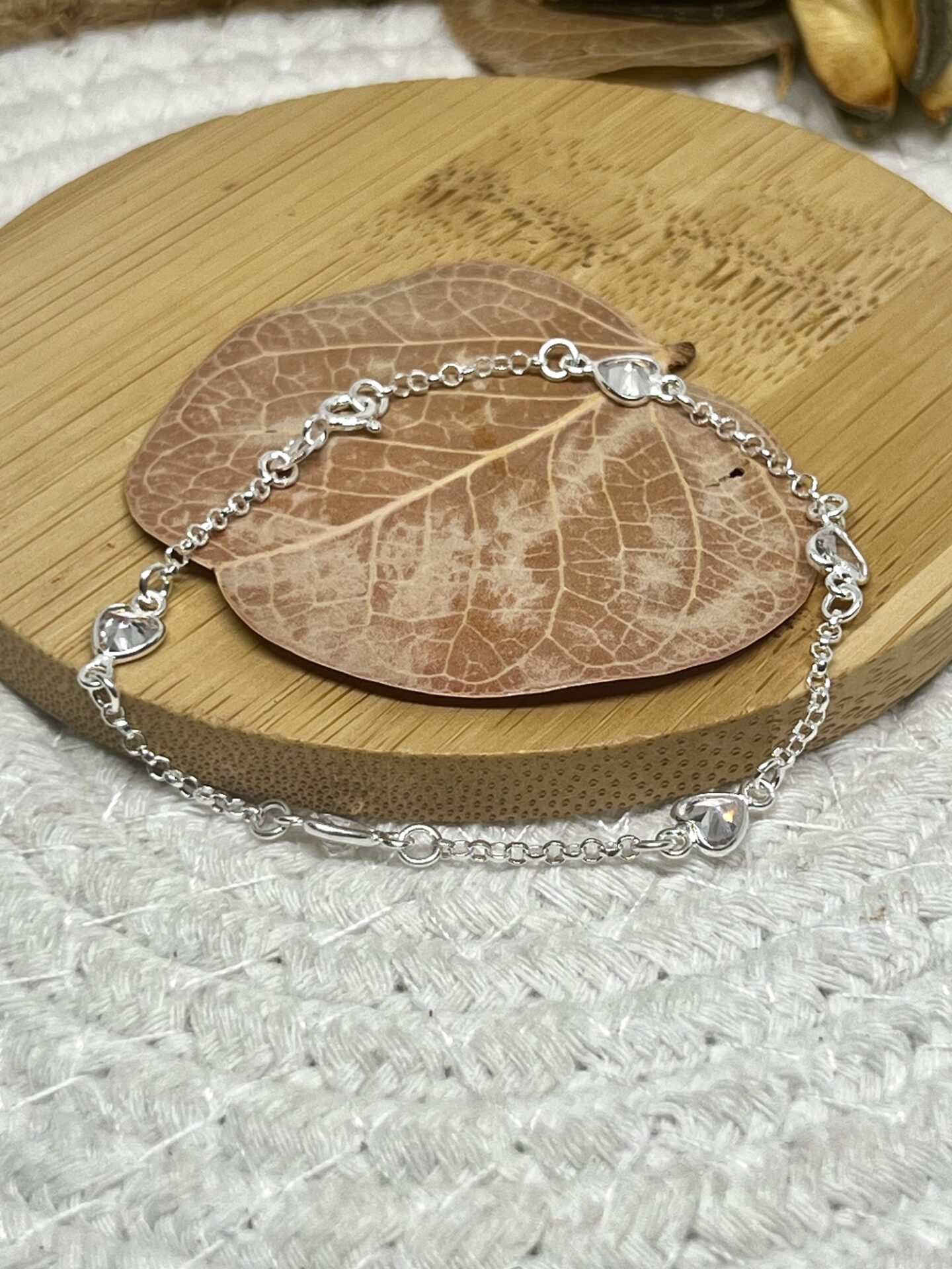Pulseira em Elos de Zircônias em Formato de Coração, em Prata 925 - Imagem 2