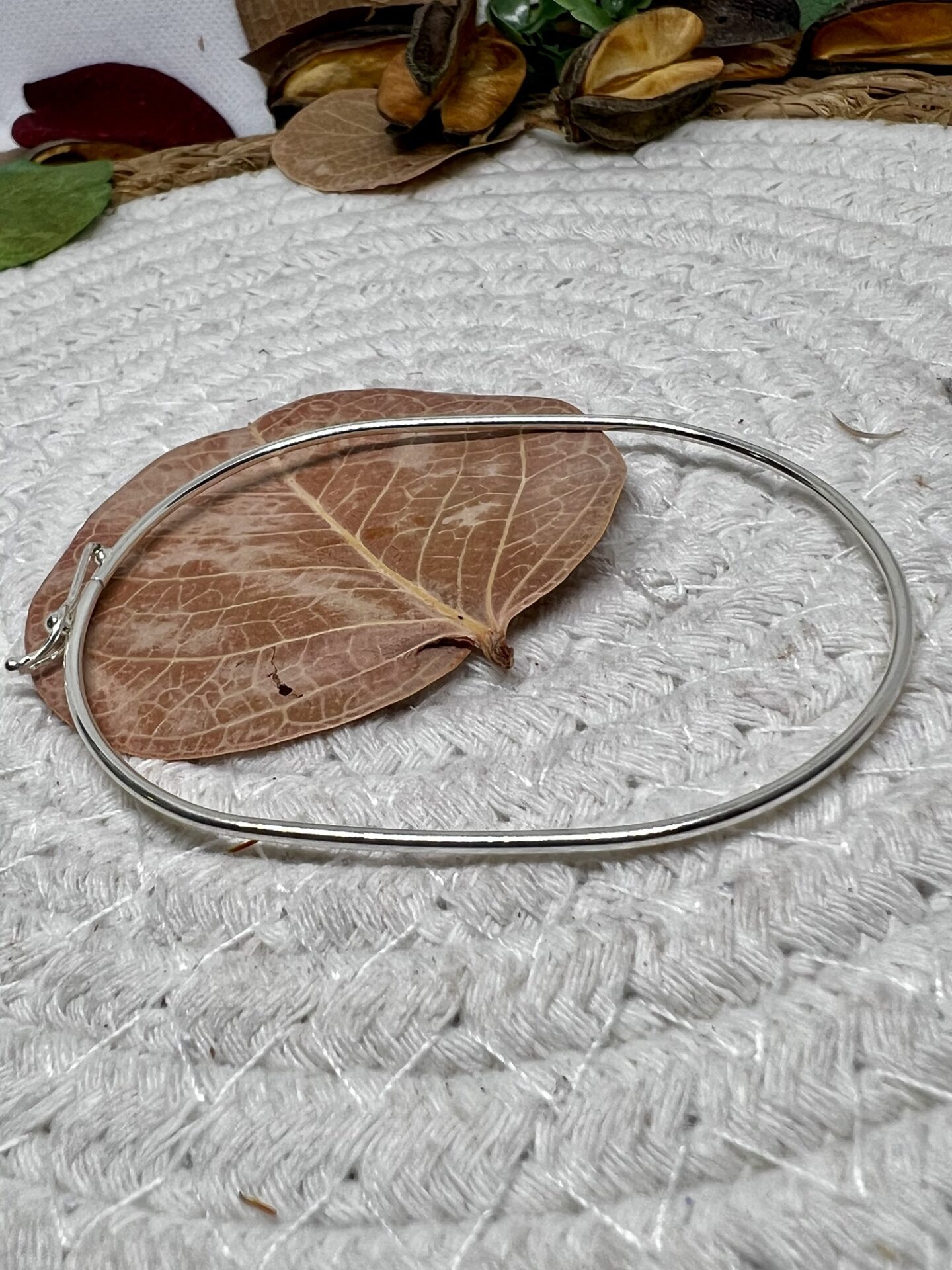 Elegância e Durabilidade: Bracelete de Fio Torcido em Prata 925