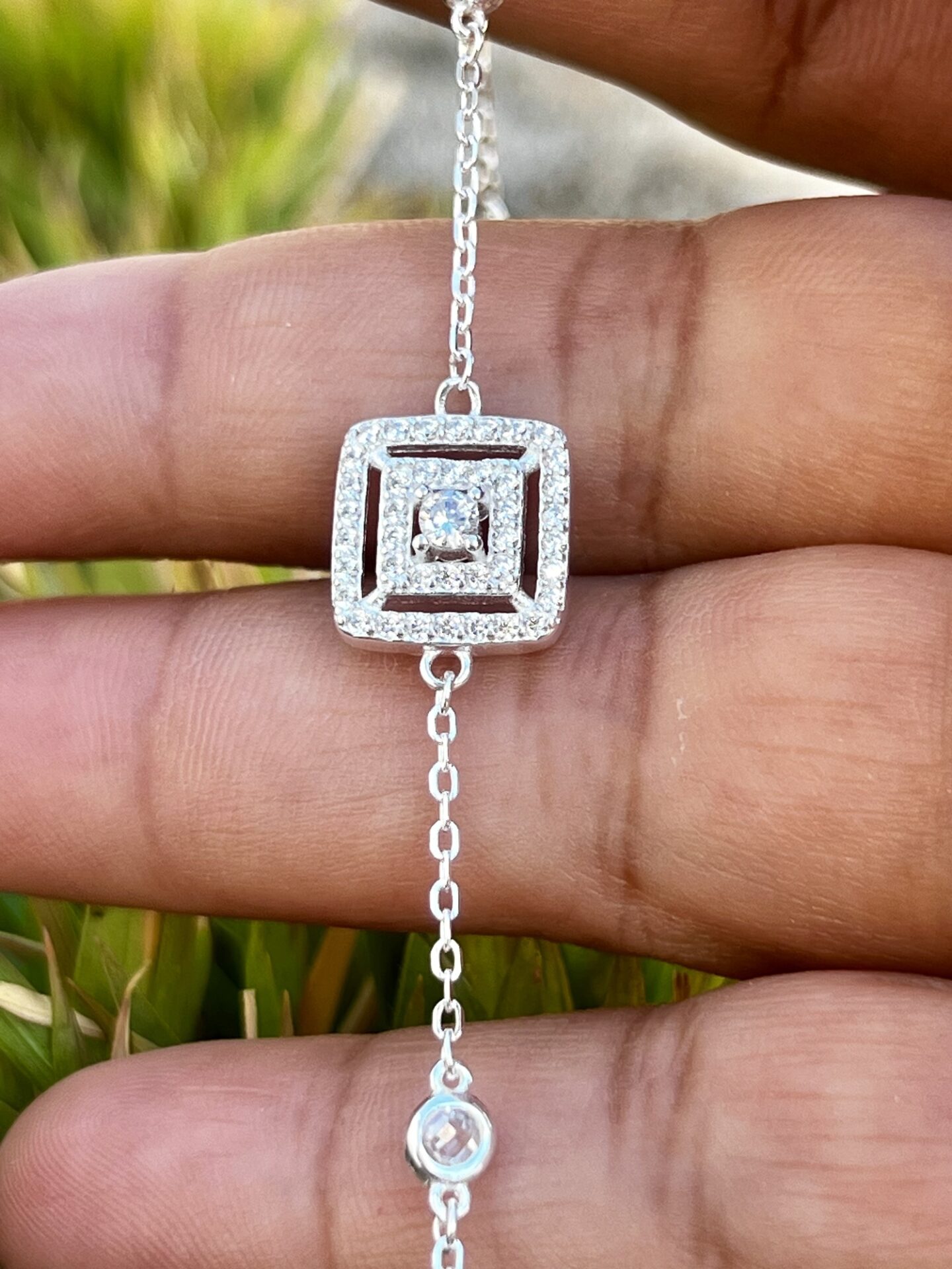 Pulseira em Prata 925 com Detalhes em Pedras Zircônias