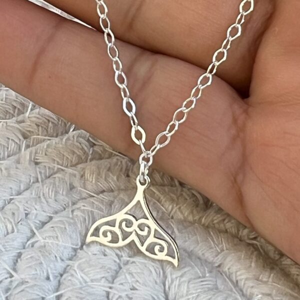 Pulseira com Pingente Rabo de Baleia Vazado Prata 925